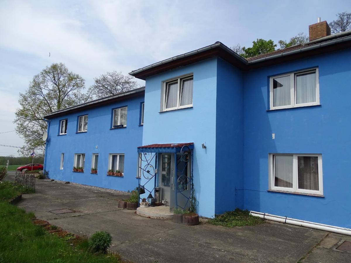 Gasthof Blaues Haus Hotel Bastorf Luaran gambar